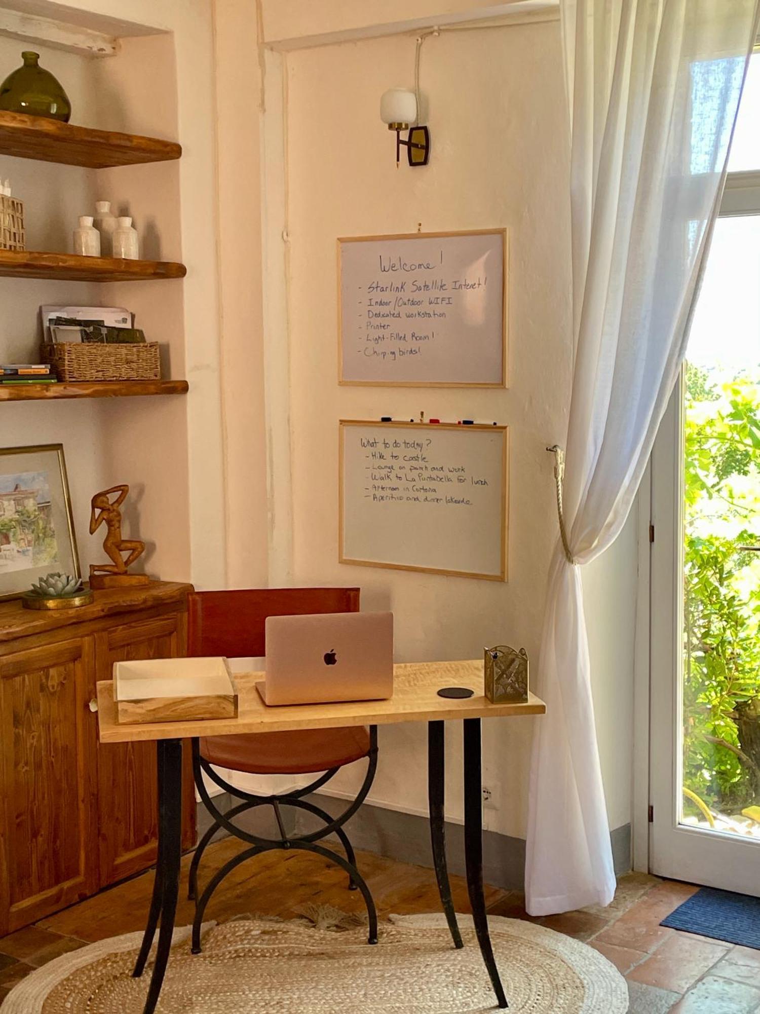 Private Stone Cottage With Starlink & Lake View Tuoro sul Trasimeno Bagian luar foto