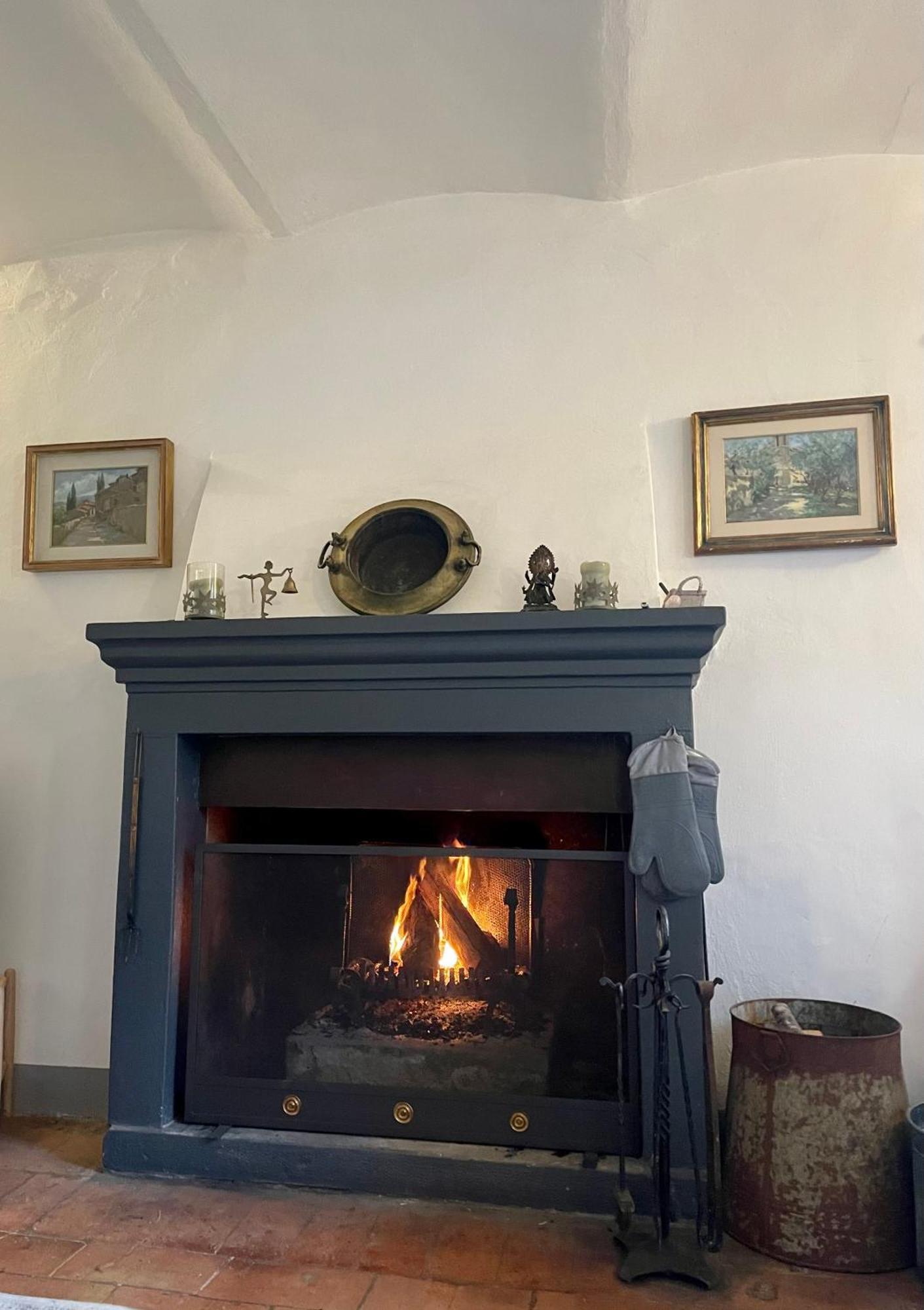 Private Stone Cottage With Starlink & Lake View Tuoro sul Trasimeno Bagian luar foto